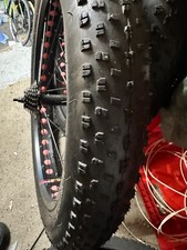 Mountain bike back - back, wheel