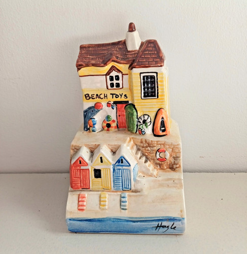 Hazle ceramics beside the - hazle,