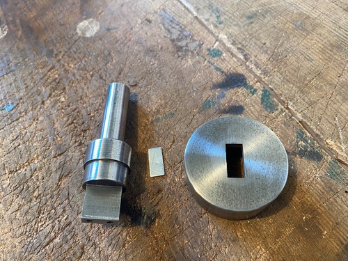 Fly press rectangular - rectangular, punch