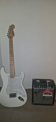 Squier stratocaster white - squier,