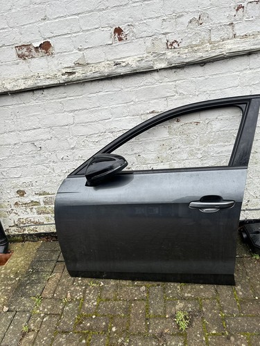 Audi line black edition - s,