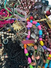 Mixed Jewellery Making Tool Set Beads Pearls Floral Assortment