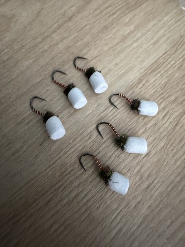 White top hat flys - 6x,