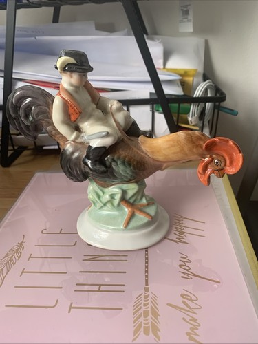 Herend boy rooster - on, a