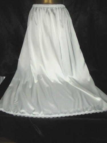 Stunning vtg silky satin - silky,