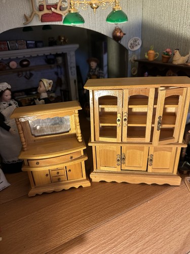 Dolls house pine colour - pine, wooden