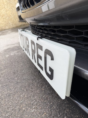 Show plate hangers - plate,