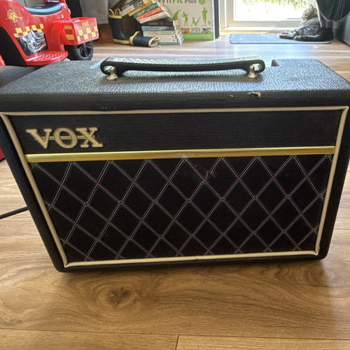 Vox pathfinder bass 15w - vox,