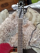 Yamaha APX700II-12  In Show Room Condition