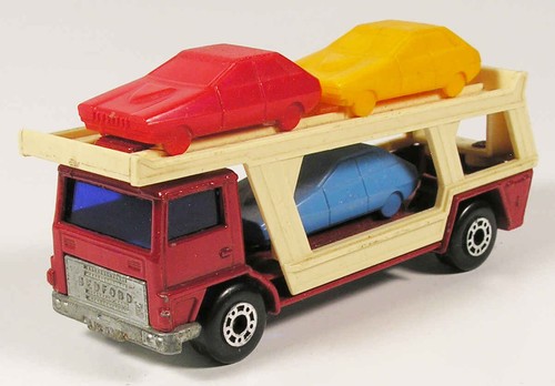 Matchbox car transporter 11 - car,