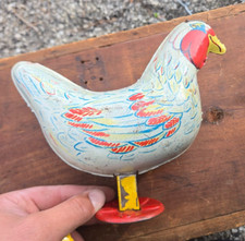 Vintage WYANDOTTE Egg Laying