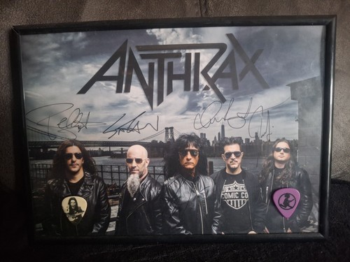 Anthrax band signed - signed, photograph