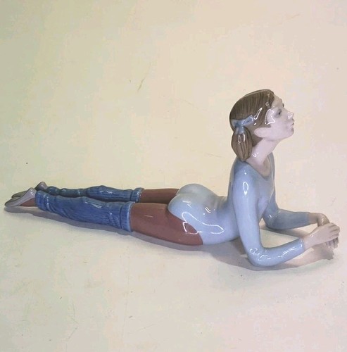 Lladro 5335 floor - "floor, exercise"