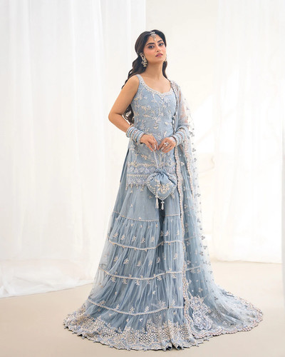Faiza saqlain - faiza,