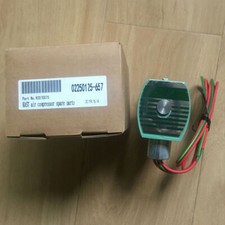 1PC New 02250125-657 Solenoid