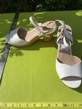 PEACOCKS Platform Stylish