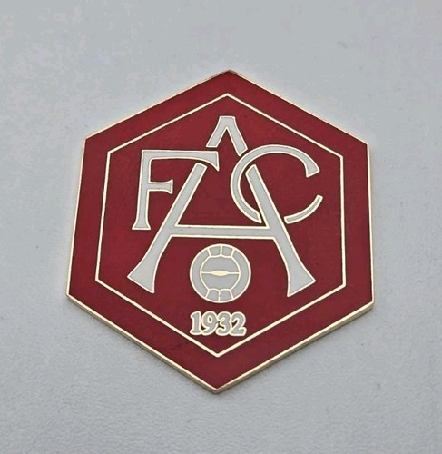 Arsenal large enamel badge - arsenal,