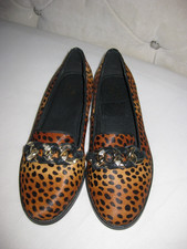 Ladies shoes by MODA IN PELLE