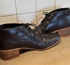 CLARKS ORIGINALS BLACK LEATHER