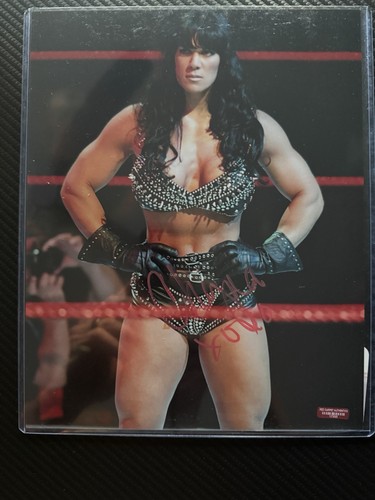 Chyna wwe hand signed - chyna,