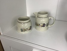 Royal Doulton. Lambeth ware