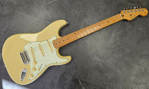 Squier fender - (ne6),