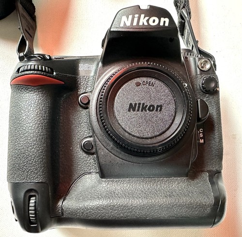 Nikon d2h dslr camera - d2h,