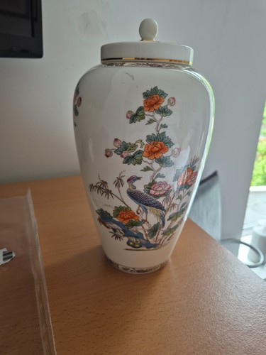 Wedgwood kutani crane design - ,