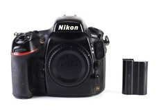 Nikon D800 Camera Body Only & Genuine Nikon Battery