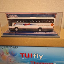 Corgi 43302 1/76 Speedlink/National Express Volvo B10M. Brighton _London. (2)