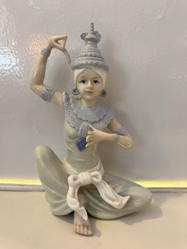 Porcelain thai khon dancer - porcelain,