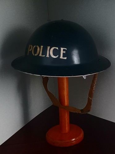 Police helmet world war - world, 2