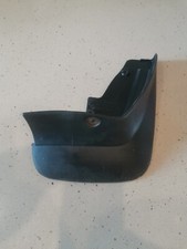 FOR SUBARU FORESTER SG5 SG9 OSF DRIVERS SIDE  MUD FLAP