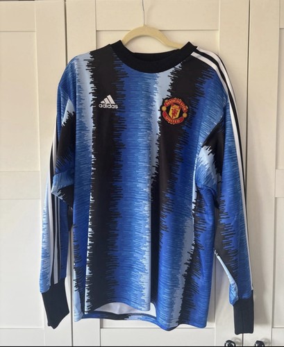 Man utd retro goalkeeper - utd,