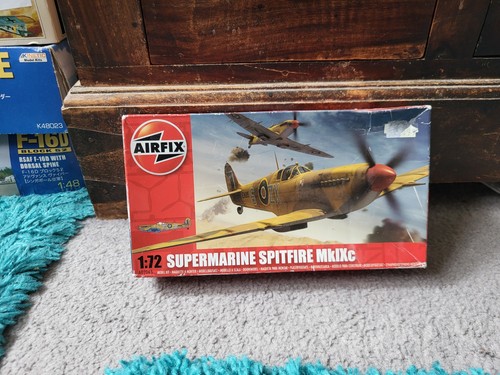 A02065 airfix supermarine - airfix,