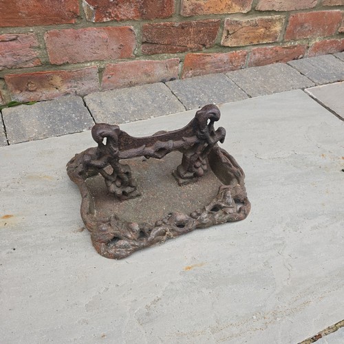 Original cast iron boot - cast,