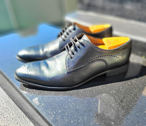 Oliver sweeney harworth - sweeney, black