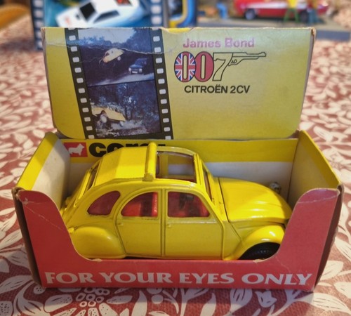 Corgi 272 james bond - corgi, 007