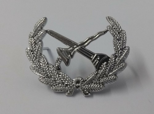 Sword scabbard crossed - &,