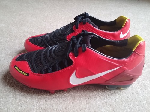 Rare nike total - t90, i