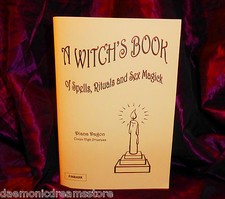 A WITCHES BOOK OF SPELLS