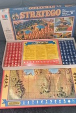 Stratego Game - MB Games - Vintage (1982) - Battle Strategy Game Vintage 