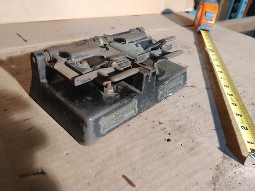 Antique griswold motion - griswold, r2