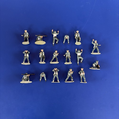 Airfix toy soldiers - soldiers, british