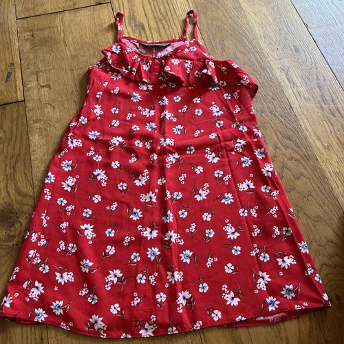 Summer strappy red dress - , age