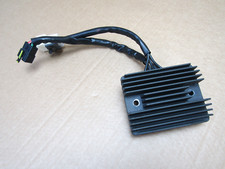 Aprilia Shiver 900 2021 2,461 miles regulator rectifier (9764)