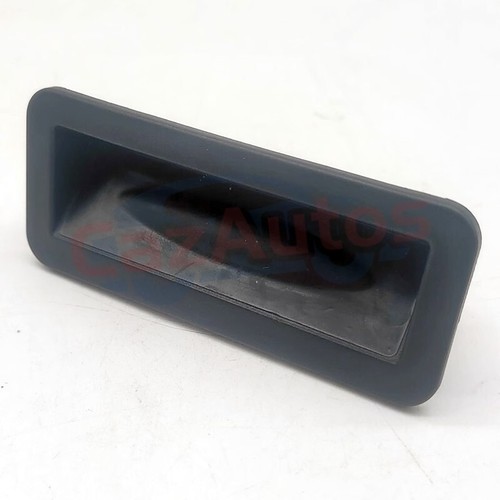 Rear trunk tailgate boot - rear, latch