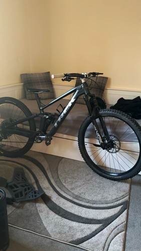 Trek slash 29in l full - m/l,