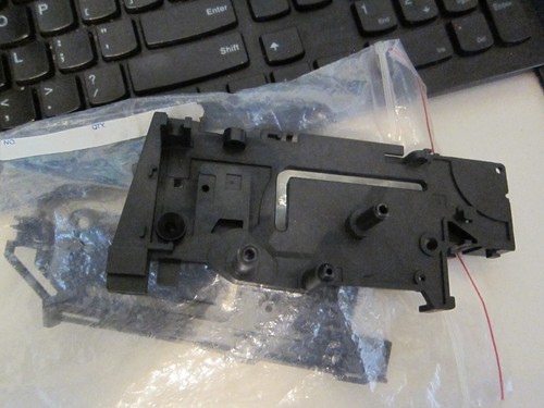 Loader bracket assy - assy, carrier