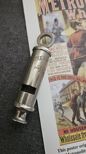 Metropolitan police whistle - metropolitan,